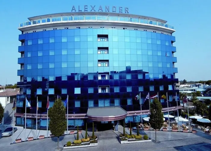 Hotel Alexander Palace